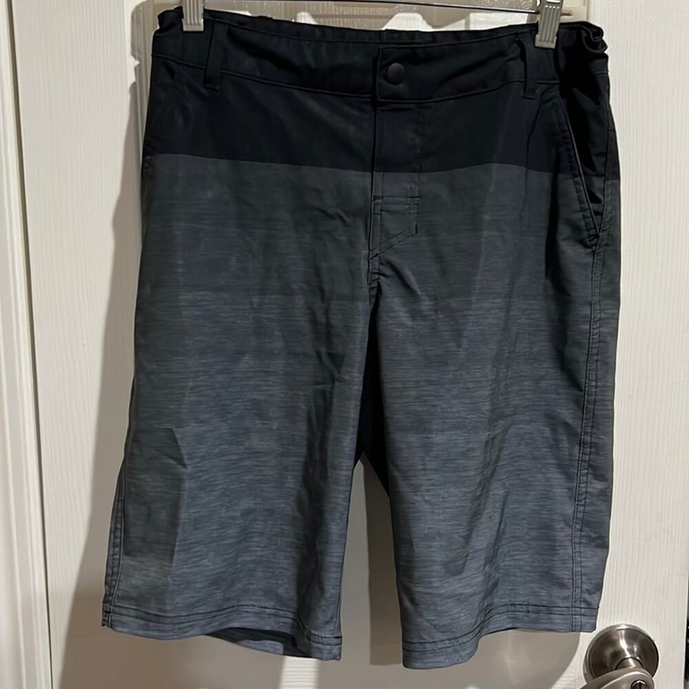 Art CLASS Boys Swim Trunks Boardshorts Adjustable Waist SIZE 18